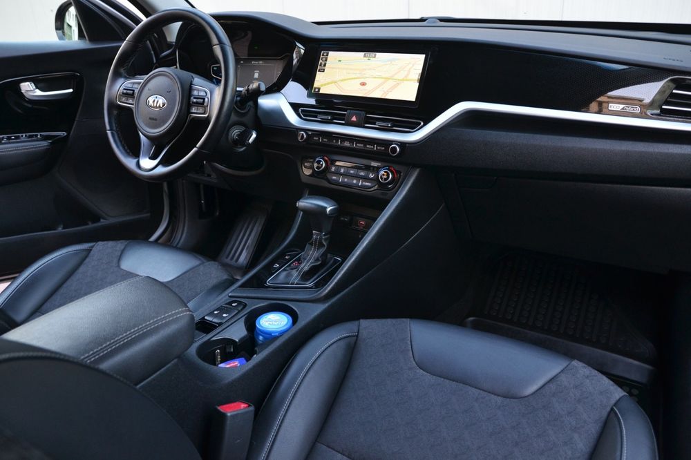 Kia Niro Benzina Hibrid Xenon Automat