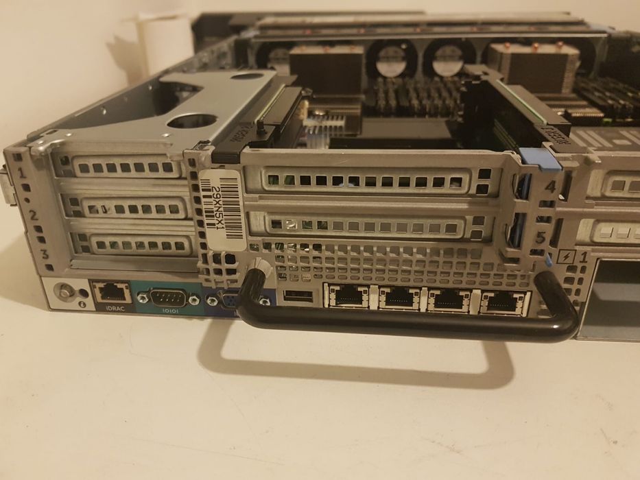 Server Dell Poweredge R720, 2xE5-2650 v2, 72 GB ram, 2x4TB SAS 3.5"