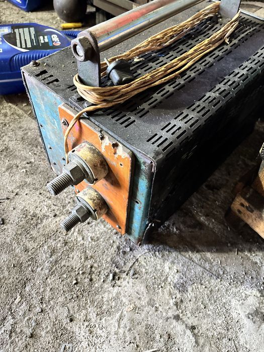 Пусковое устройство для автомобиля