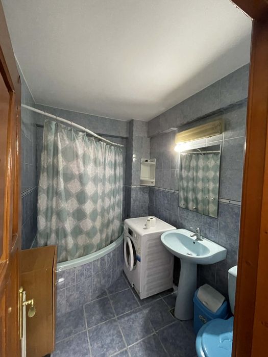 Apartament 2 camere + parcare privata de inchiriat in craiova 680 lei