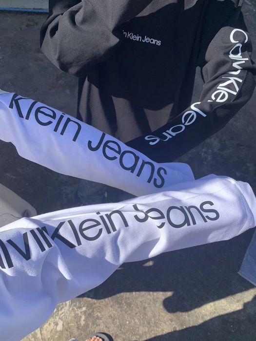 Лонгслив Calvin Klein