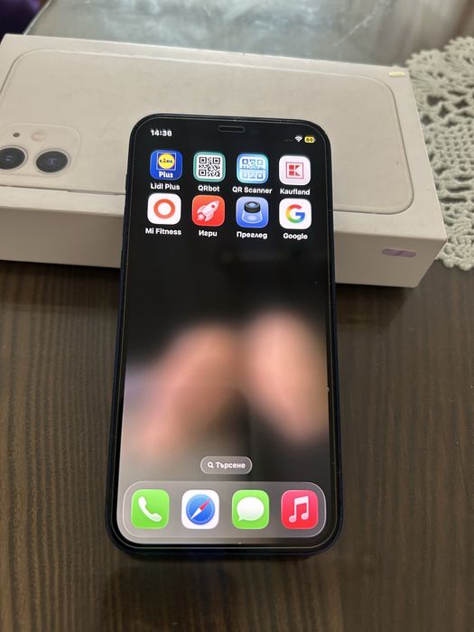 Айфон12 мини,памет 256 GB,огромен капацитет,син,пълен комплект .