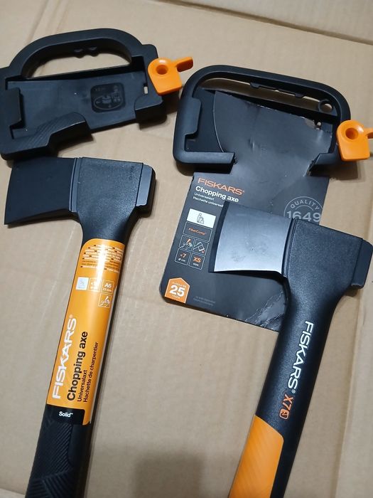 Toporas Fiskars Chopping axe