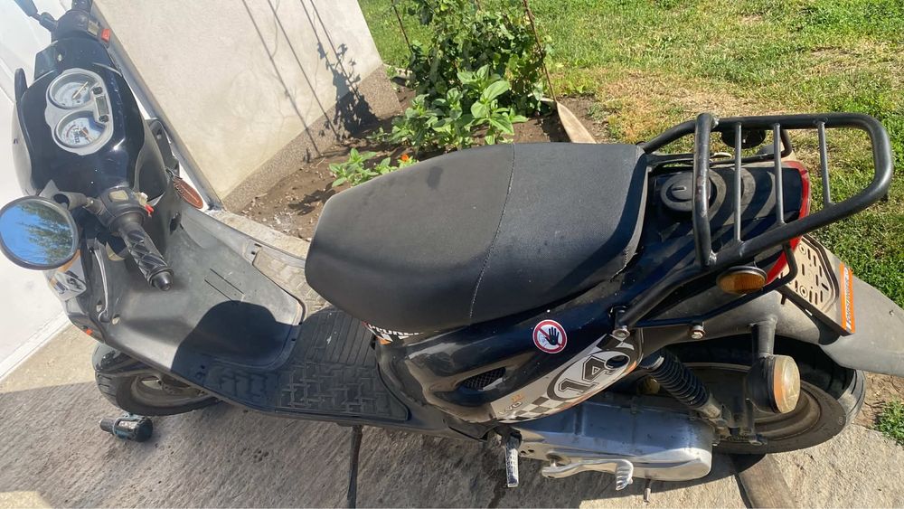 Vand scuter 49cc