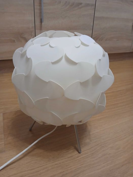 Veioza / lampa alba IKEA Fillsta