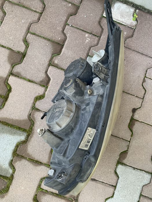 Фар ляв десен ситроен С5 citroen c5 ксенон