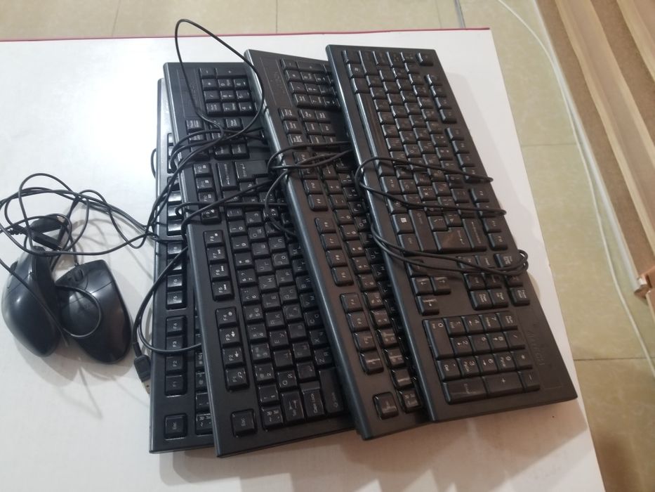 Mishka va klaviatura sotiladi!