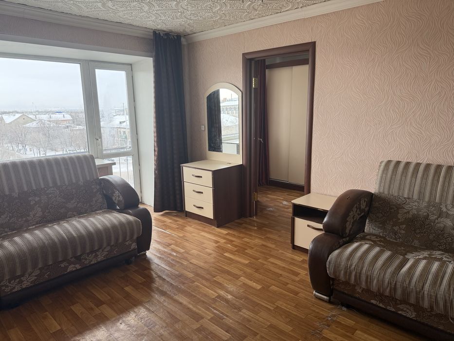 Продам 2 комн квартиру Джамбула 55