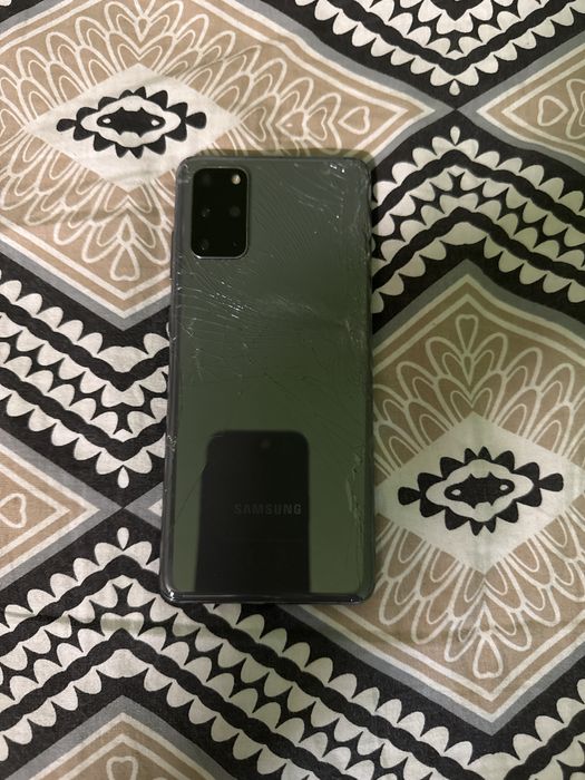 S20 plus 5G/128gb 12 gb ram