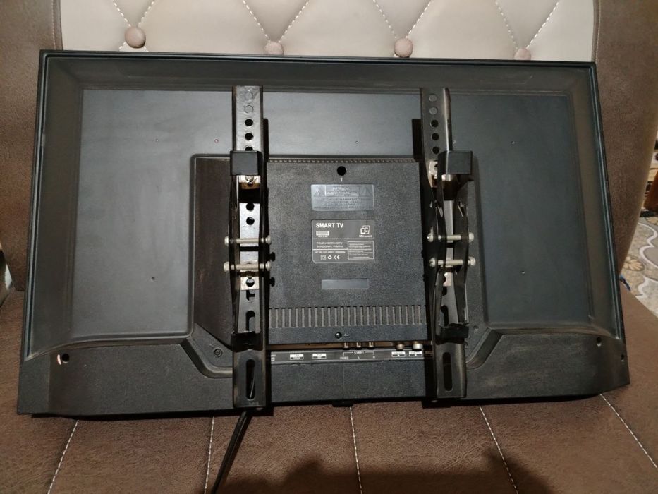 Продается плазменный телевизор Samsung 32  Smart tv