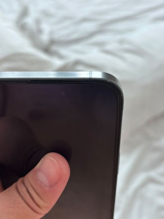 IPhone 15 pro 85%