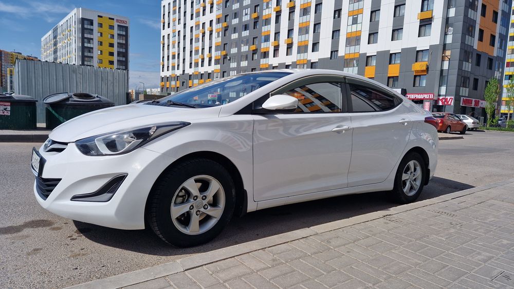Продам Hyundai Elantra 2014 год