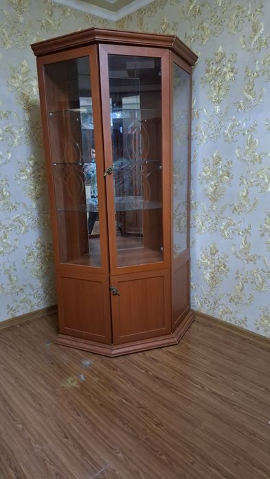 Shkaflar sotiladi