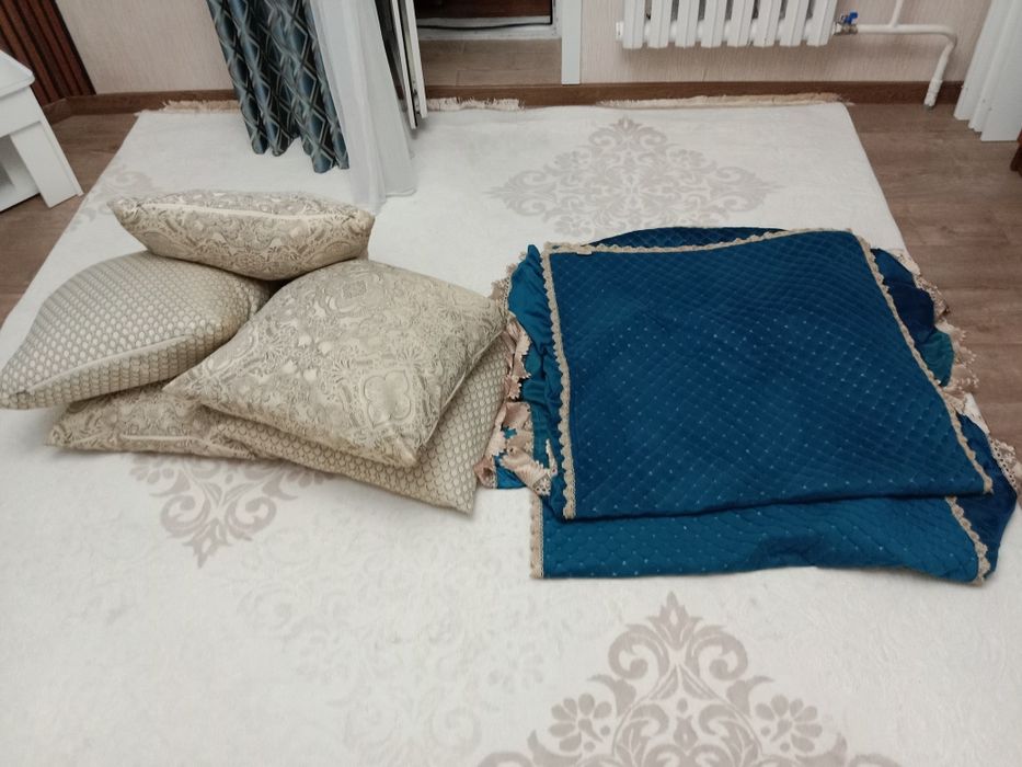 Продаются б/у диван