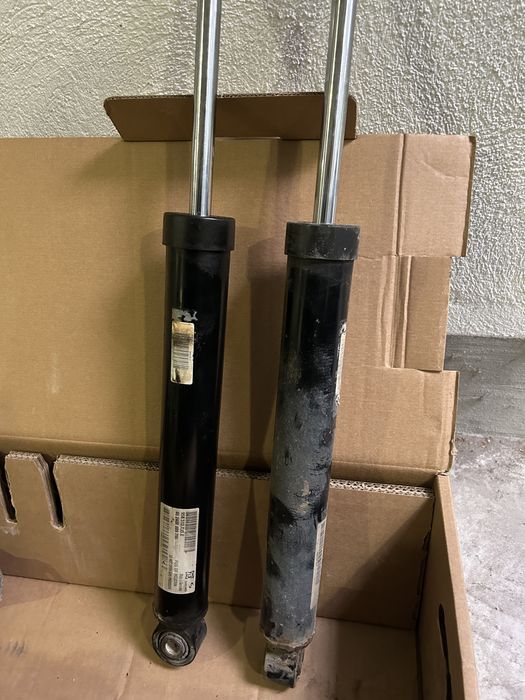 Амортисьори за Porsche Macan с адаптивно окачване PASM