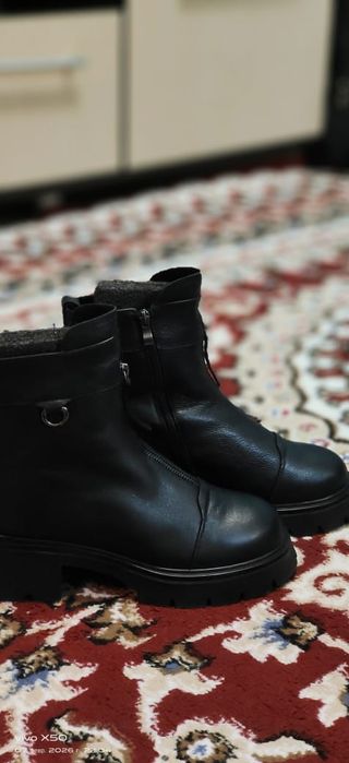 Продам  зимние сапоги