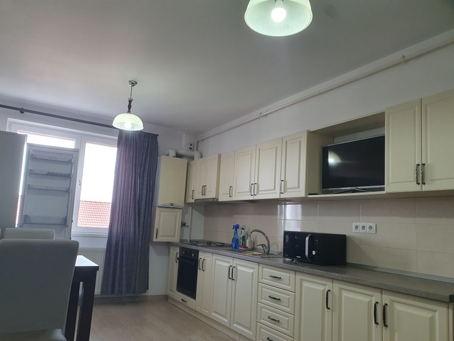 Apartament de închiriat
