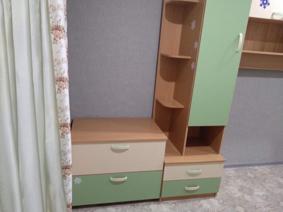 Продам детскую стенку