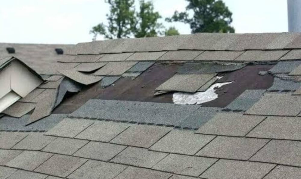 Ремонт крыши протечки замены старой кровли на новую