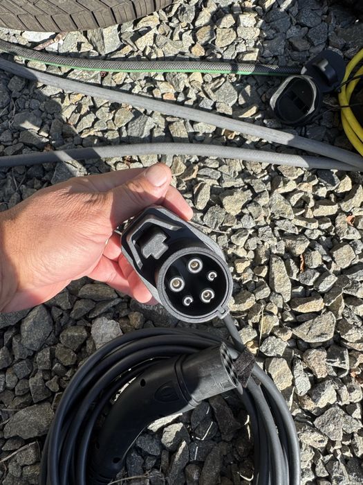 Cabluri de incarcare masini electrice sau phev