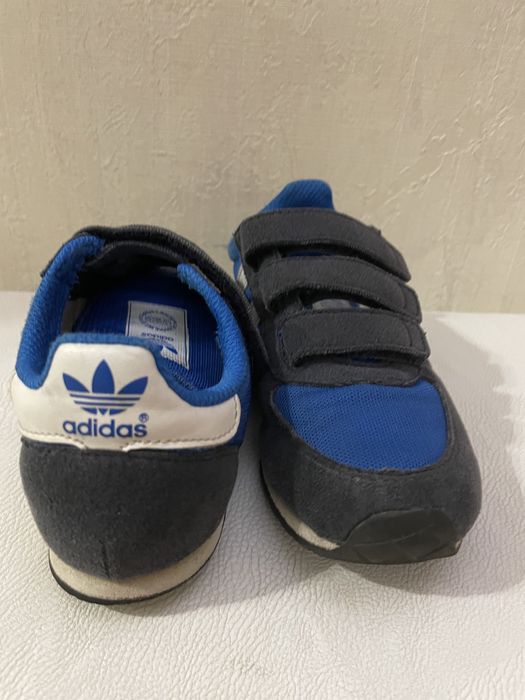 Кроссовки adidas на мальчика
