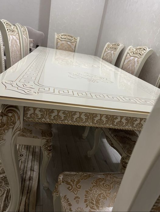 Стол гостевой ( в продаже только стол)