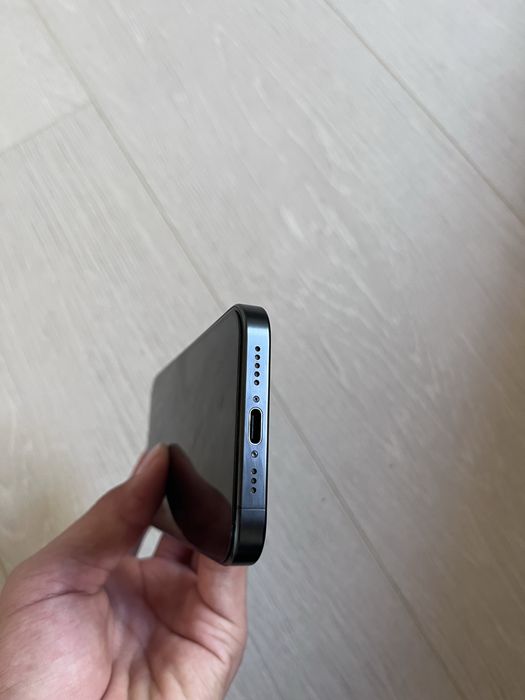 Iphone 15pro с гарантией