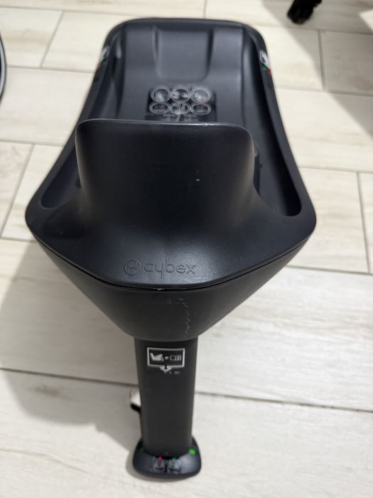 Carucior 3 in 1 Balios S Lux + Baza isofix One Cybex Aton