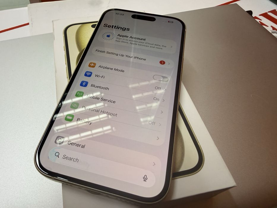 iPhone 15 Жълт 128гб