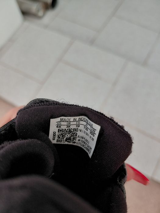 Обувки Adidas 19 номер