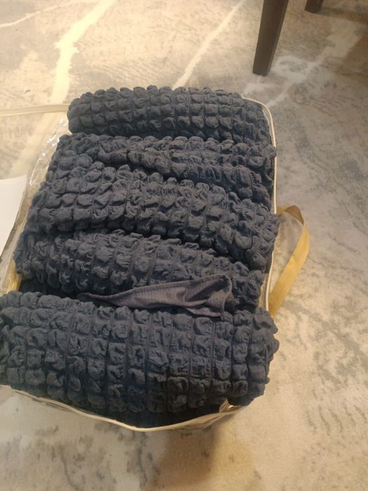 Stol chiholi 12 ta dona sotiladi yangi