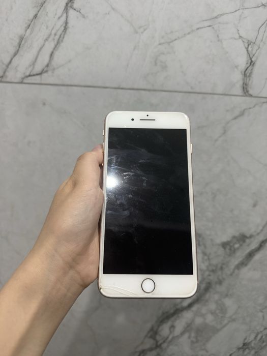 Продам iphone 8