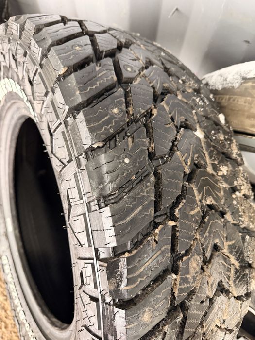 Comforser WINTER Pro-BLIZZARD RWL 265/65/17