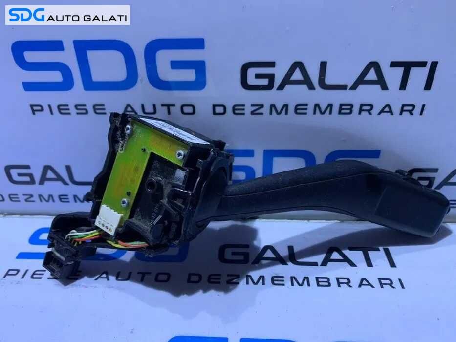 Maneta Semnalizare Faza Lunga Scurta Pilot Automat Tempomat Volkswagen Golf 5 2003 - 2009 Cod 1K0953513A[S0363]