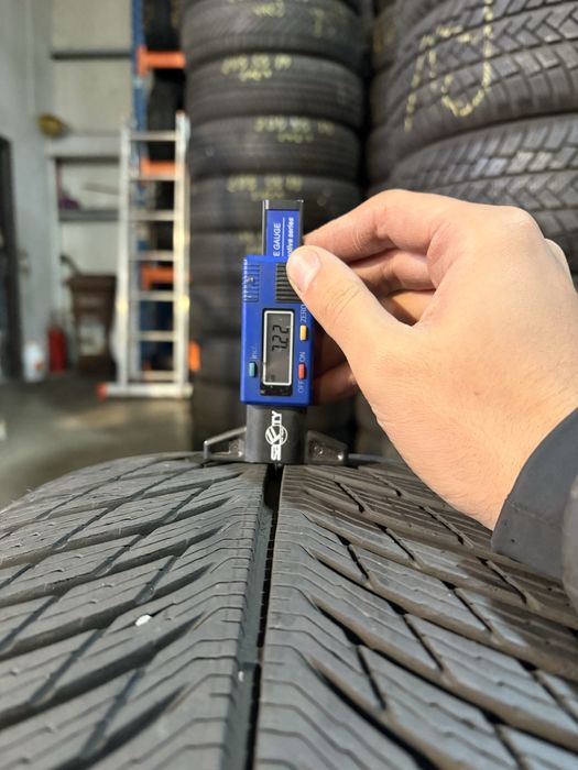 Anvelopă iarna 235/45/18 Michelin Pilot Alpin 5 235 45 18 R 18