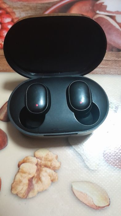 Redmi airpots sotiladi