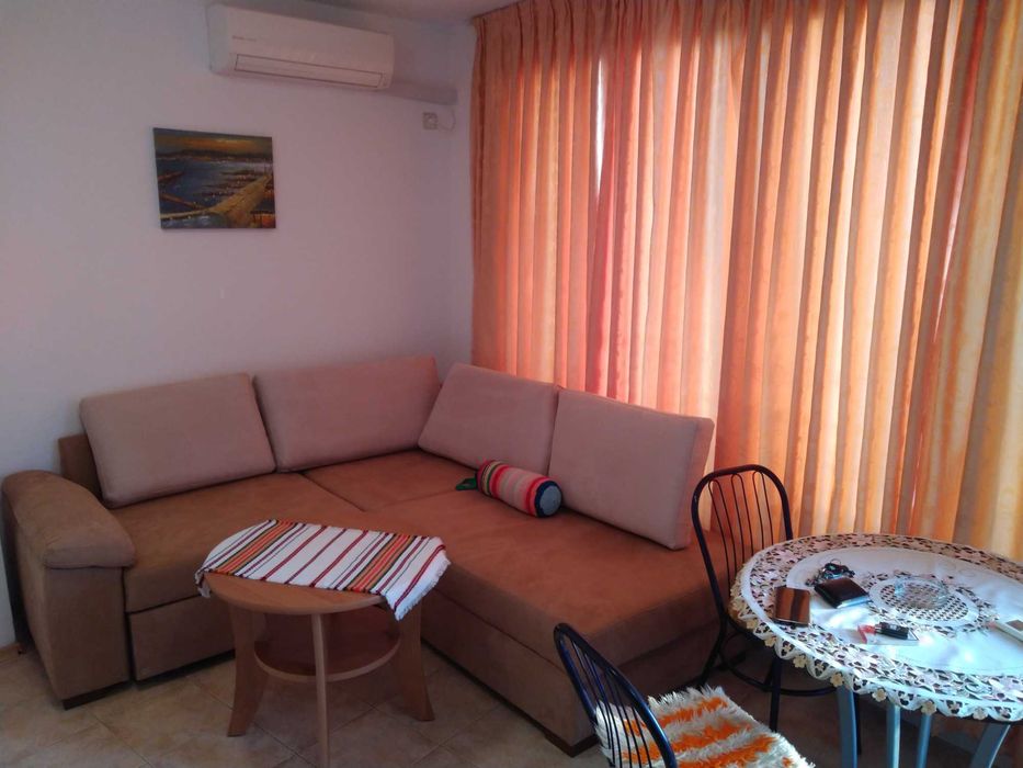 Продава се Тристаен апартамент в Свети Влас - 65 кв.м за 1616 €/кв.м - Снимка #1