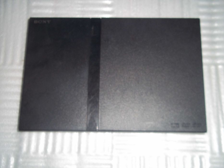Продаётся игровая консоль SONY PS2 . Игры с флешки
