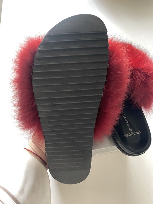 Чехли от естествена кожа и косъм 38