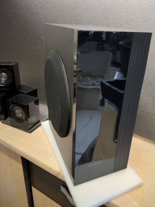 Set boxe Samsung 5.1 – 5 sateliți + subwoofer