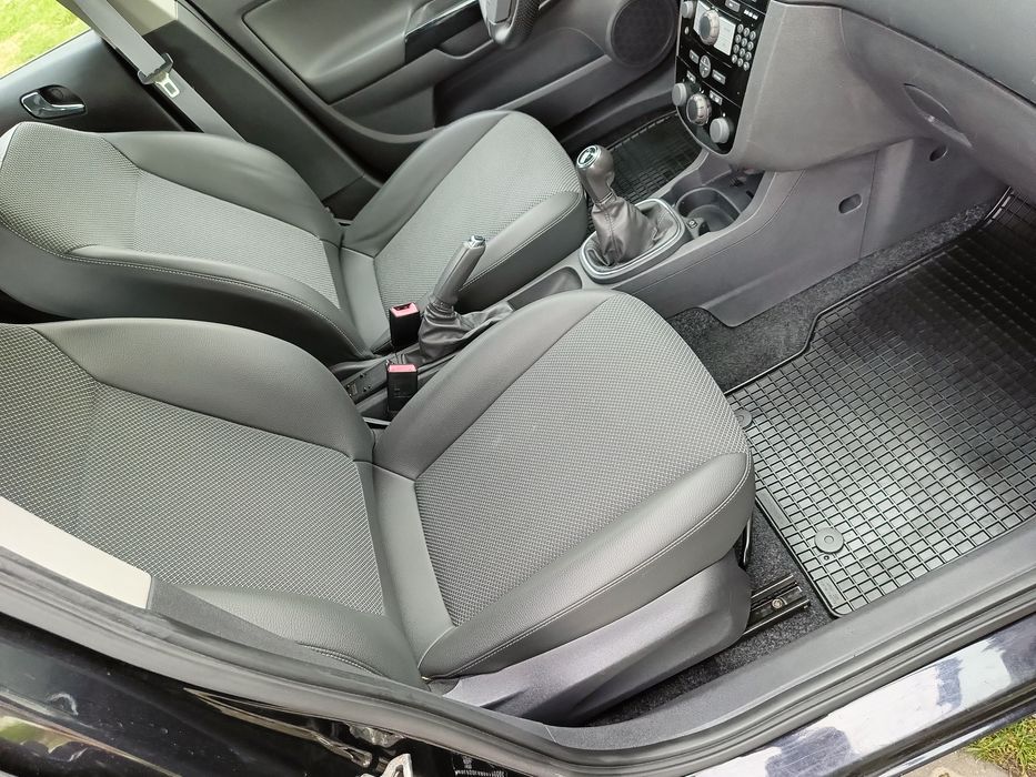 Opel CORSA D 2009 1.3 CDTI 75 CP