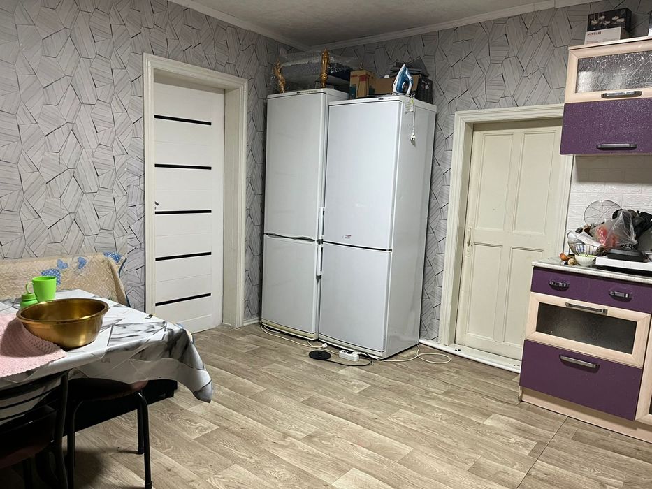 Часть дома,продаем в центре Сортировке