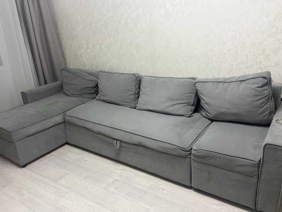 Продам диван серого цвета
