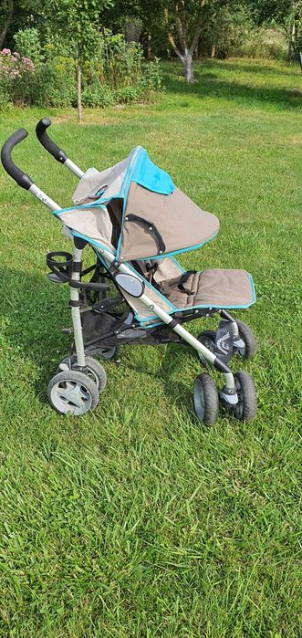 carucior pliabil Chicco vara-iarna-ploaie