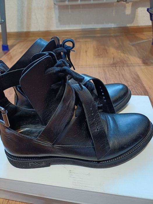 Открытые ботинки nursage 36