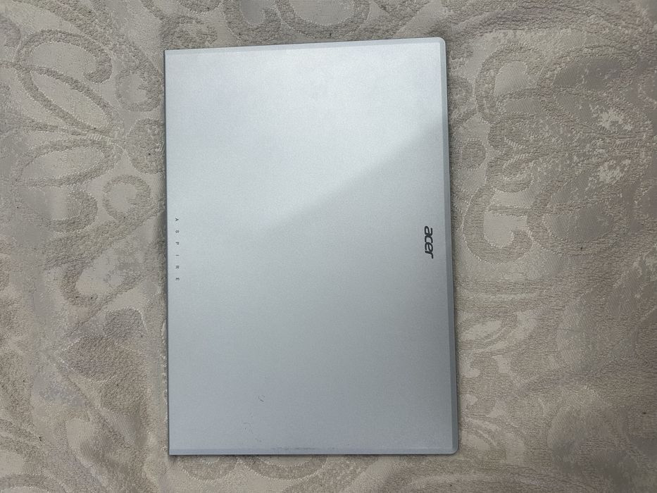 Ноутбук Acer Aspire lite 14 срочно!