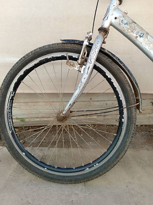 Germaniski velosiped  sotiladi narxi 700 ming