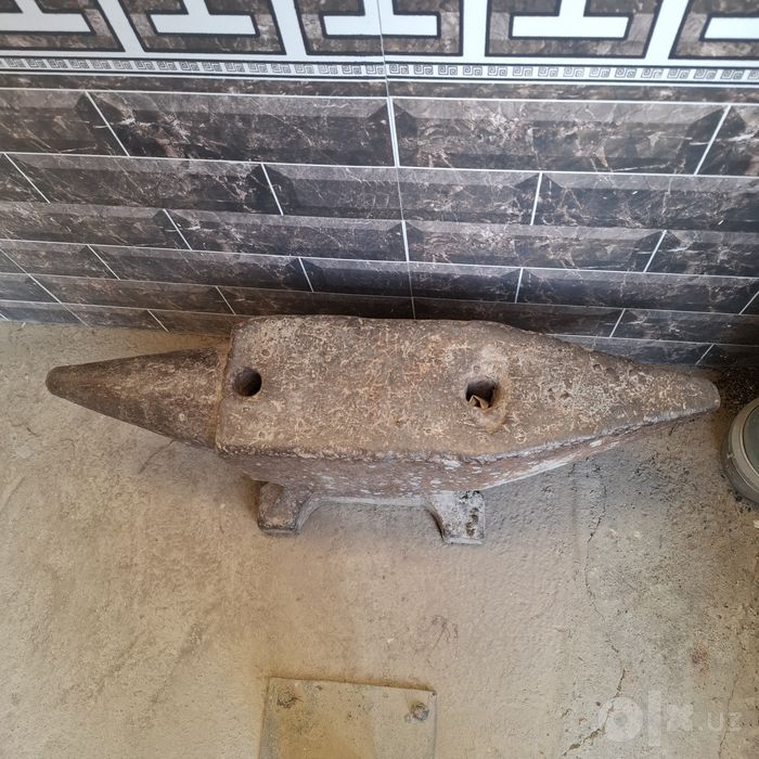 Наковалний  СССР