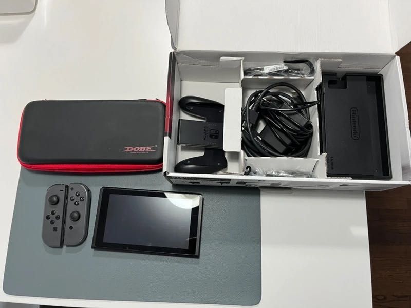 Nintendo Switch Gaming Console