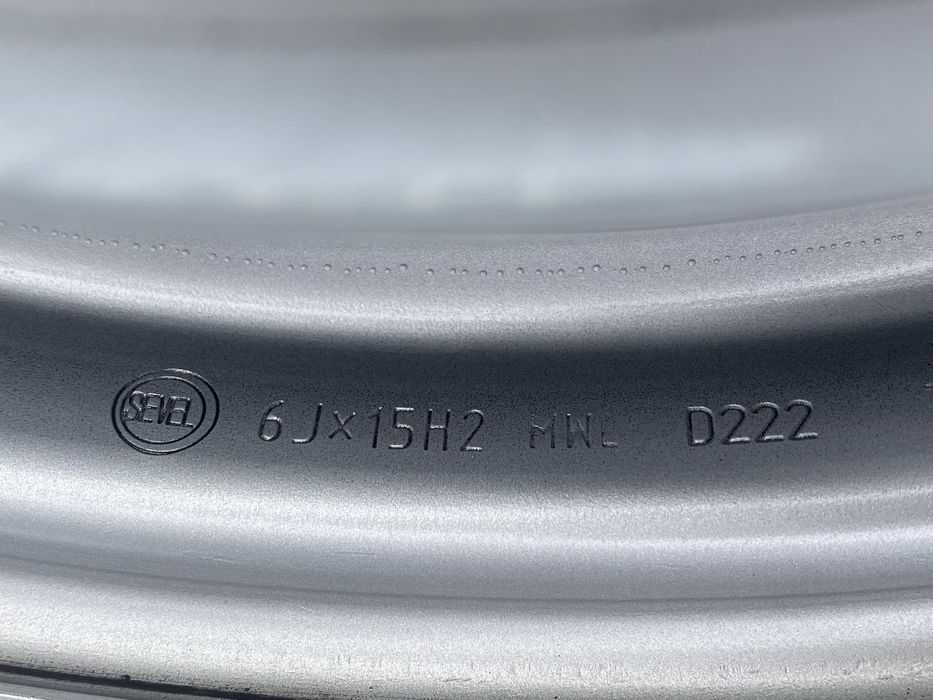 15 цола 5 х 118 мм Пежо Боксер , Ситроен Джъмпер , Peugeot , Citroen